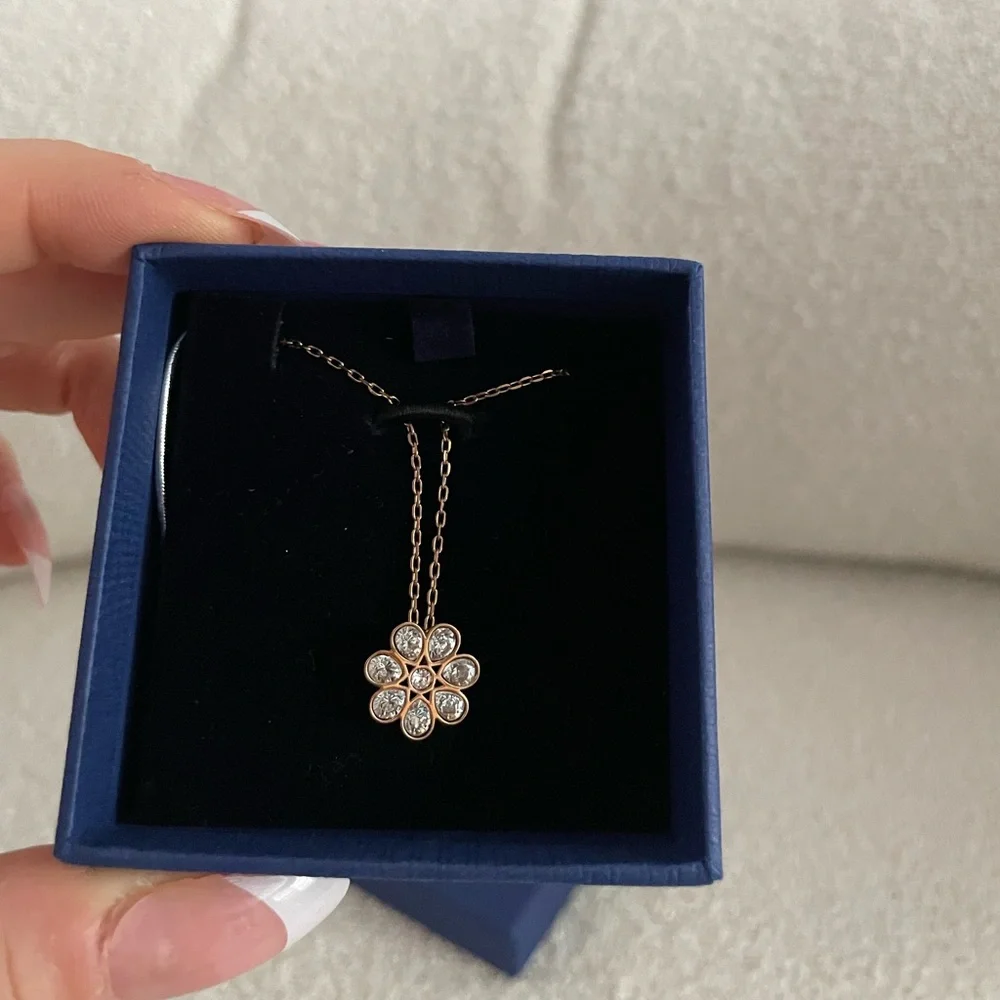 Swarovski Crystal Flower Necklace - Picture 6 of 10
